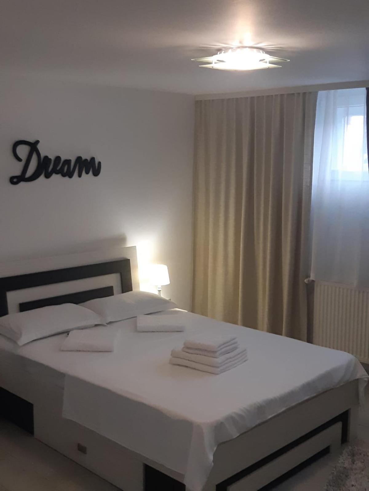 Apartamento La Relax Braşov Exterior foto