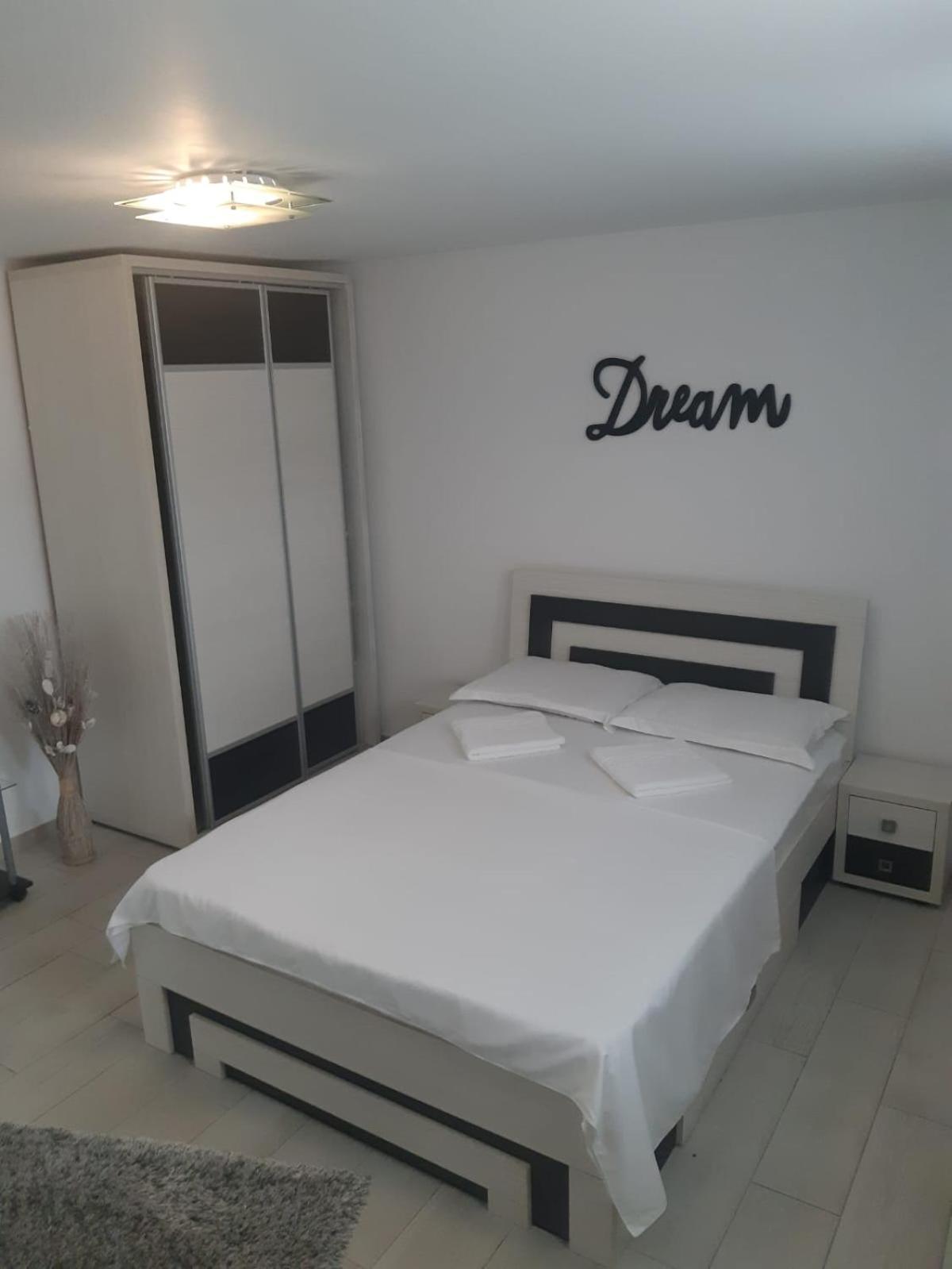 Apartamento La Relax Braşov Exterior foto
