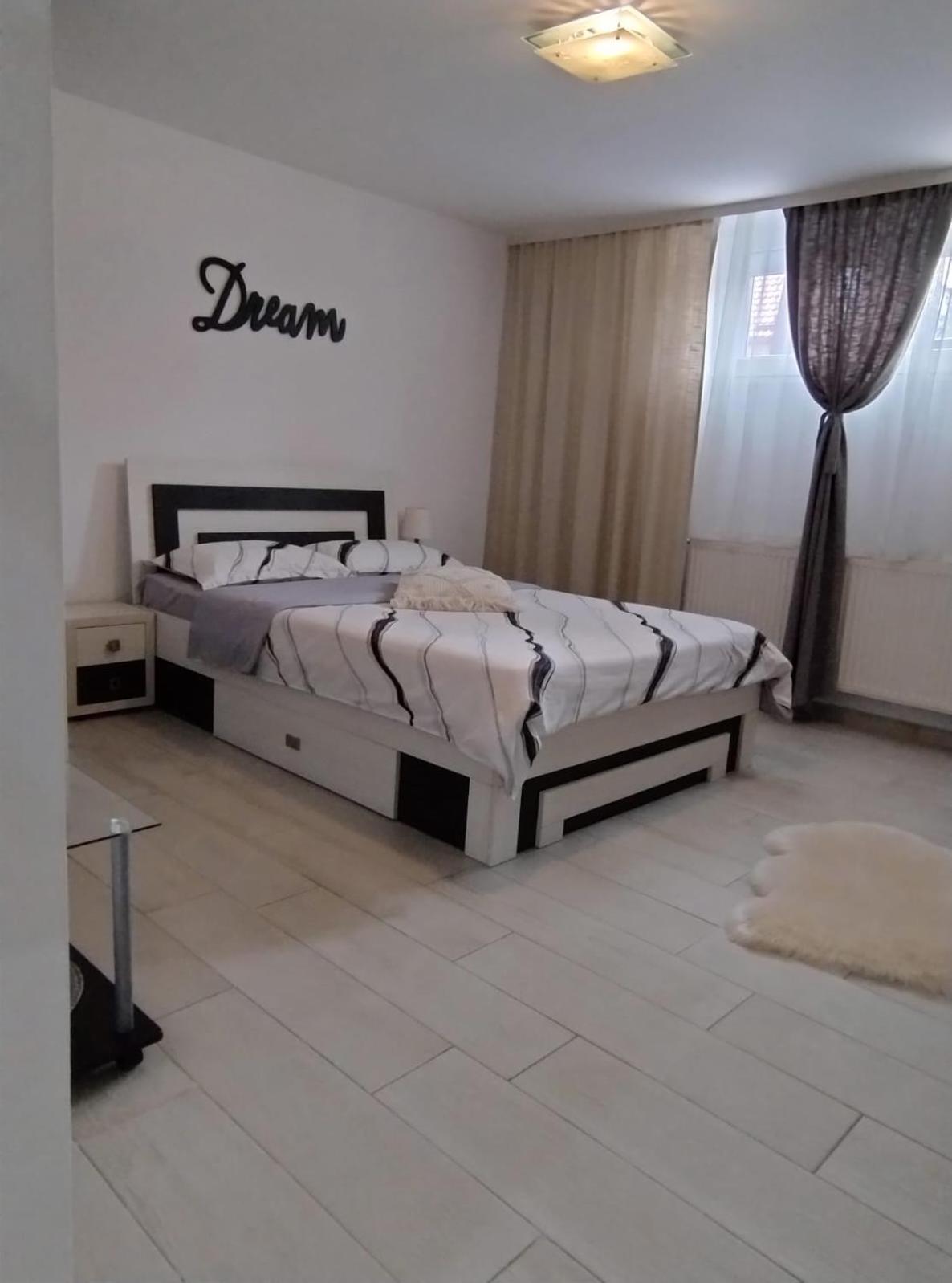 Apartamento La Relax Braşov Exterior foto